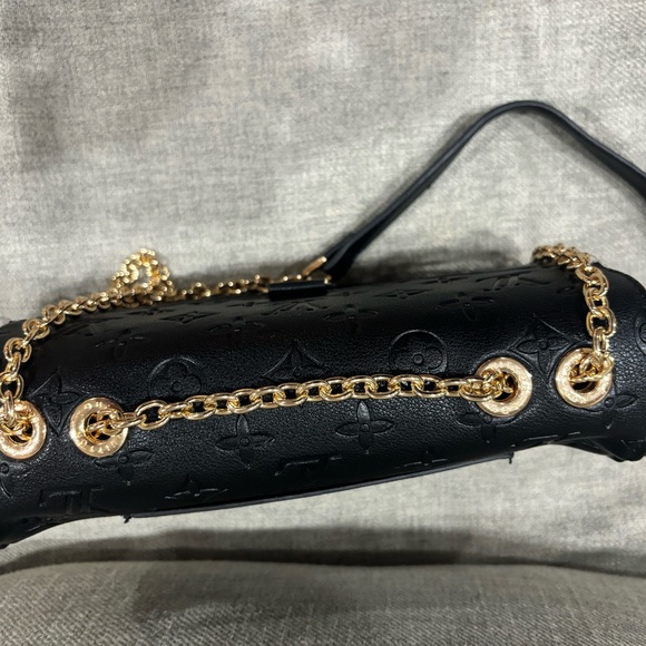 louis vuitton purse - Picture 3 of 8